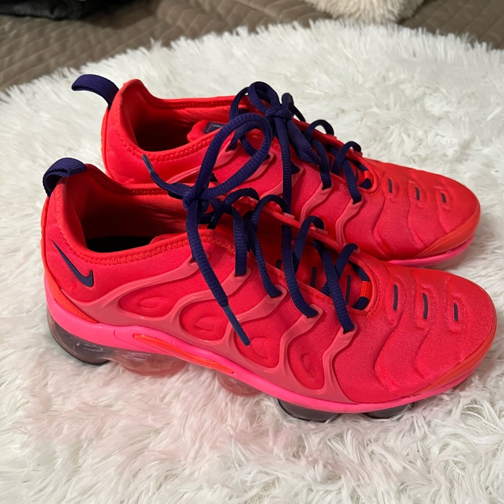 Nike shoes  good condition, Nike vapor max